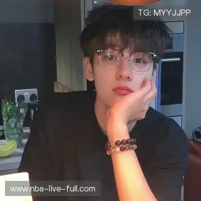 成菲笛
